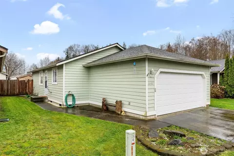 16407 40th Dr NE, Arlington, WA 98223