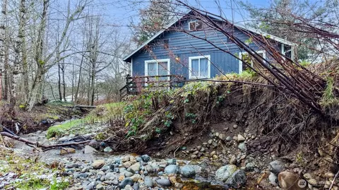 34631 SE 268th Pl, Ravensdale, WA 98051