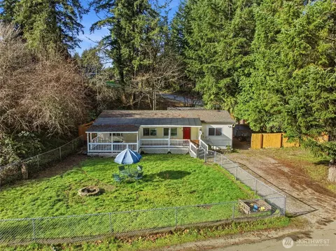 20 NE Matthew Ct, Belfair, WA 98528