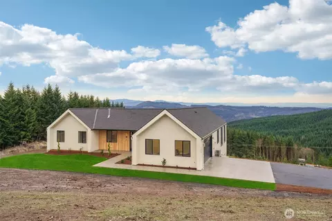 235 High Bank Ln, Woodland, WA 98674