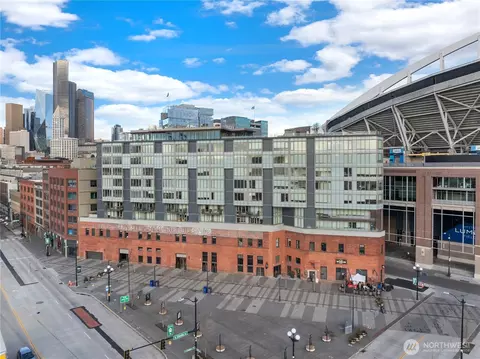 590 1st Ave S #1005, Seattle, WA 98104