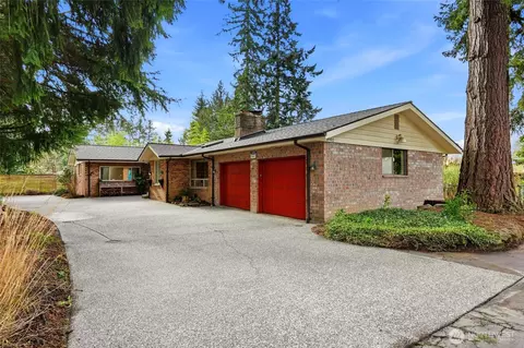 19412 68th Ave W, Lynnwood, WA 98036