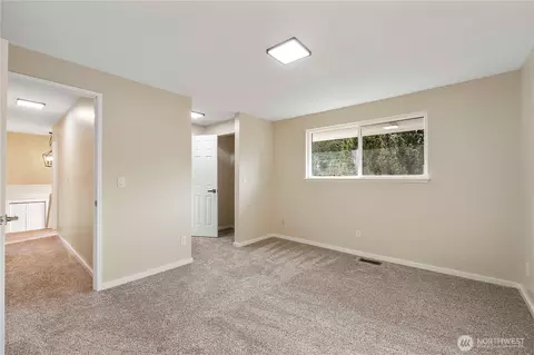 Bedroom - 28713 SE 462nd Pl, Enumclaw, WA 98022 photo 4 of 6