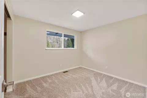 Bedroom - 28713 SE 462nd Pl, Enumclaw, WA 98022 photo 1 of 6