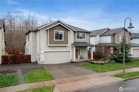 329 S Spruce St, Buckley, WA 98321