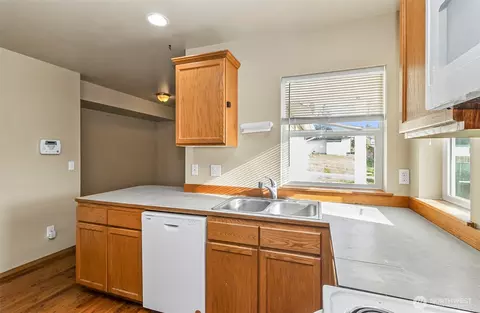 2905 11th St #C & D, Everett, WA 98201 photo 13