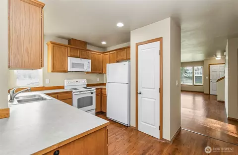 2905 11th St #C & D, Everett, WA 98201 photo 11