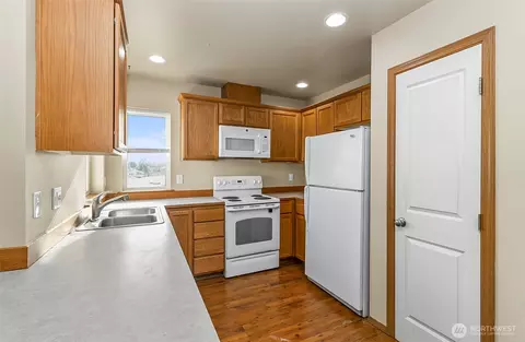 2905 11th St #C & D, Everett, WA 98201 photo 12