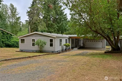 6827 Holmes Island Rd SE, Lacey, WA 98503