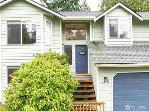 Exterior - 7910 E Glen Dr, Everett, WA 98203 photo 8 of 12