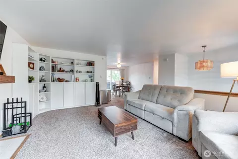 Living - 7910 E Glen Dr, Everett, WA 98203 photo 2 of 3