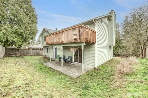 Exterior - 7910 E Glen Dr, Everett, WA 98203 photo 12 of 12
