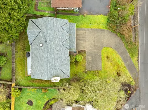 View/Area - 7910 E Glen Dr, Everett, WA 98203 photo 5 of 6