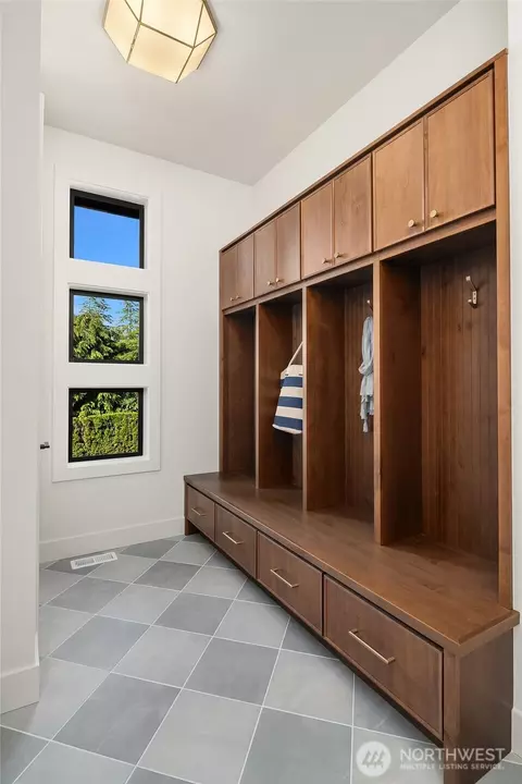 Other - 17626 Talbot Rd, Edmonds, WA 98026 photo 6 of 9