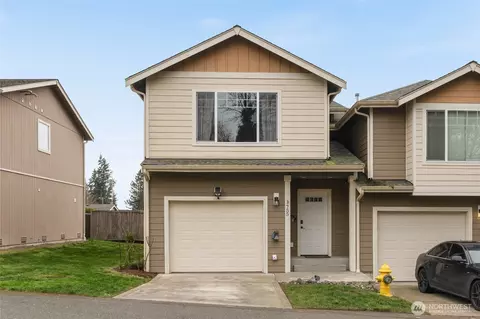 755 Glenridge Ct, Bremerton, WA 98310