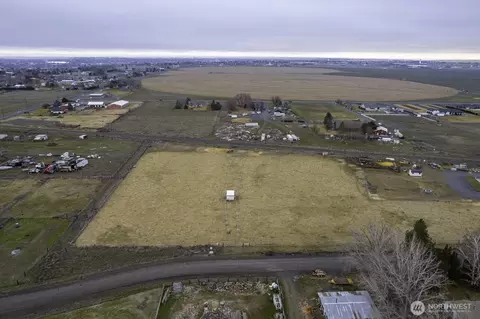 10154 Dune Lake Loop SE, Moses Lake, WA 98837