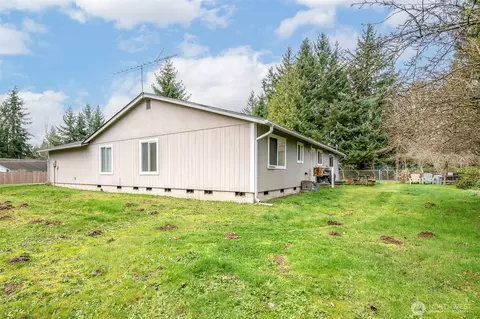 Exterior - 21619 185th St E, Orting, WA 98360 photo 4 of 8