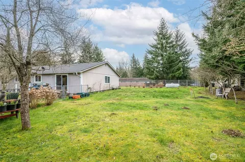 Exterior - 21619 185th St E, Orting, WA 98360 photo 7 of 8
