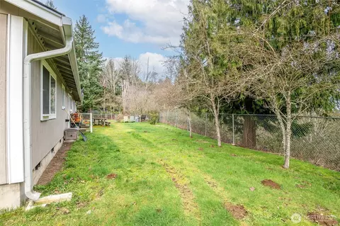 Exterior - 21619 185th St E, Orting, WA 98360 photo 5 of 8