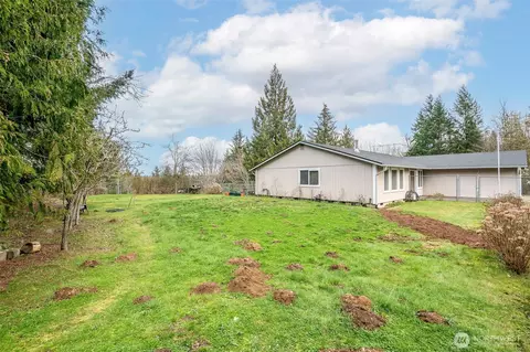 Exterior - 21619 185th St E, Orting, WA 98360 photo 2 of 8
