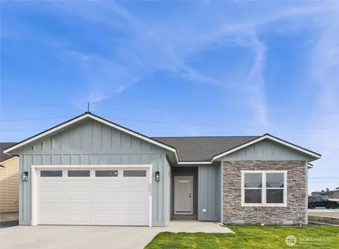 2470 Noah St SE, East Wenatchee, WA 98802