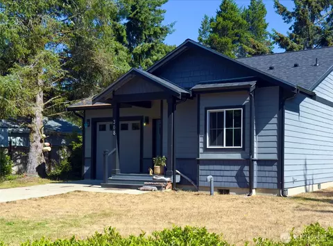 308 Mizzen Ave NW, Ocean Shores, WA 98569