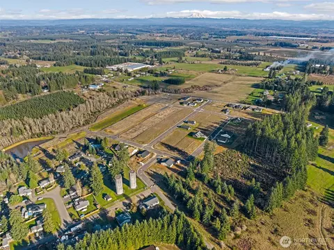 533 Kakela Rd, Winlock, WA 98596