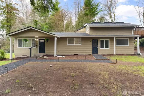 9979 Miami Beach Rd NW, Seabeck, WA 98380