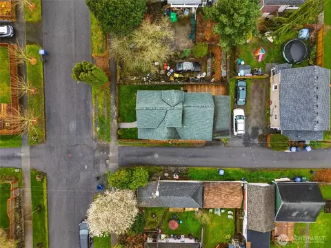View/Area - 1809 21st St, Everett, WA 98201 photo 2 of 4