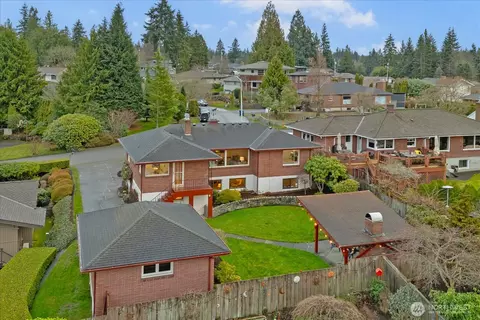 View/Area - 411 Crown Dr, Everett, WA 98203 photo 4 of 10