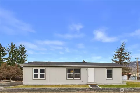 401 2nd St SW, Rock Island, WA 98850
