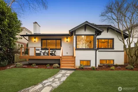 2314 46th Ave SW, Seattle, WA 98116