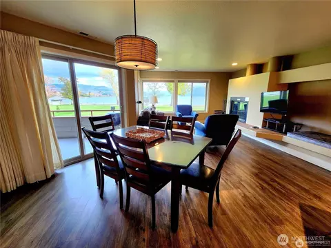 1 Beach 537-g, Manson, WA 98831