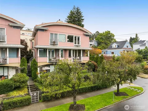 7700 E Green Lake Dr N #D13, Seattle, WA 98103