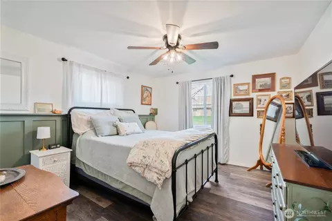 Bedroom - 2829 Hemlock St, Longview, WA 98632 photo 1 of 2