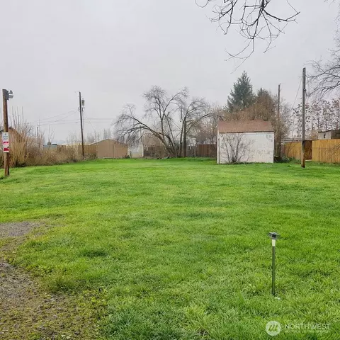 19155 Othello Pl, Soap Lake, WA 98851