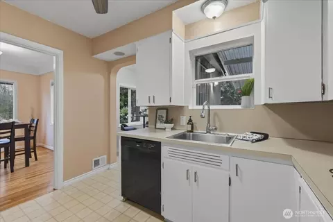 611 E 29th St, Vancouver, WA 98663 photo 13