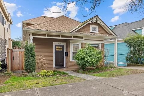 424 27th Ave E, Seattle, WA 98112