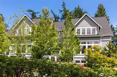 328 Ericksen Ave NE #R2, Bainbridge Island, WA 98110