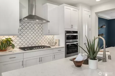 Kitchen - 524 238th Pl SE #C, Bothell, WA 98021 photo 1 of 7