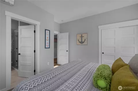 Bedroom - 27 Cedar Run Loop, Pacific Beach, WA 98571 photo 4 of 5