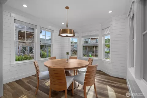 Dining - 27 Cedar Run Loop, Pacific Beach, WA 98571 photo 1 of 1