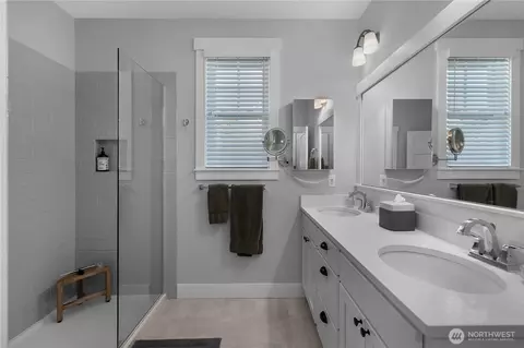 Bath - 27 Cedar Run Loop, Pacific Beach, WA 98571 photo 1 of 3