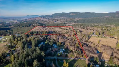 0 Tyee Rd, Mount Vernon, WA 98274