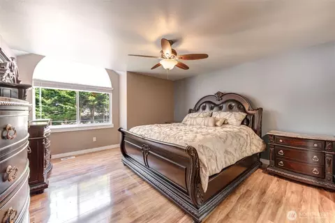Bedroom - 13004 25th Ave SE, Everett, WA 98208 photo 1 of 6
