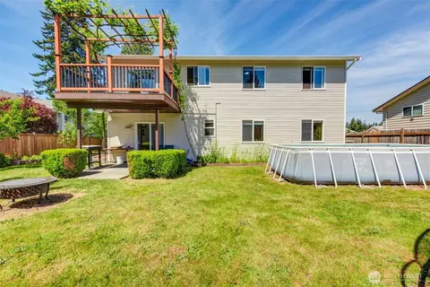 Exterior - 13004 25th Ave SE, Everett, WA 98208 photo 7 of 15