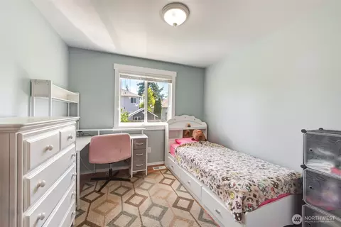 Bedroom - 13004 25th Ave SE, Everett, WA 98208 photo 3 of 6