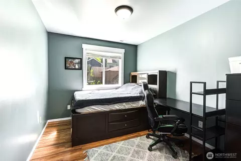 Bedroom - 13004 25th Ave SE, Everett, WA 98208 photo 5 of 6
