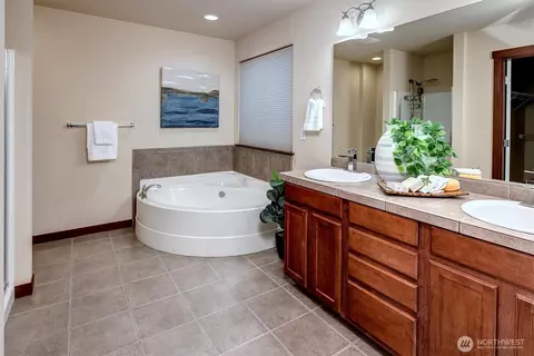 1310 174th St SE, Bothell, WA 98012 photo 17