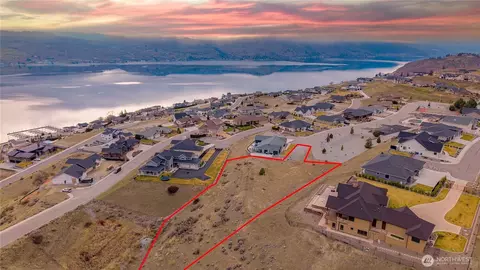 126 Mira Vista Dr, Chelan, WA 98816